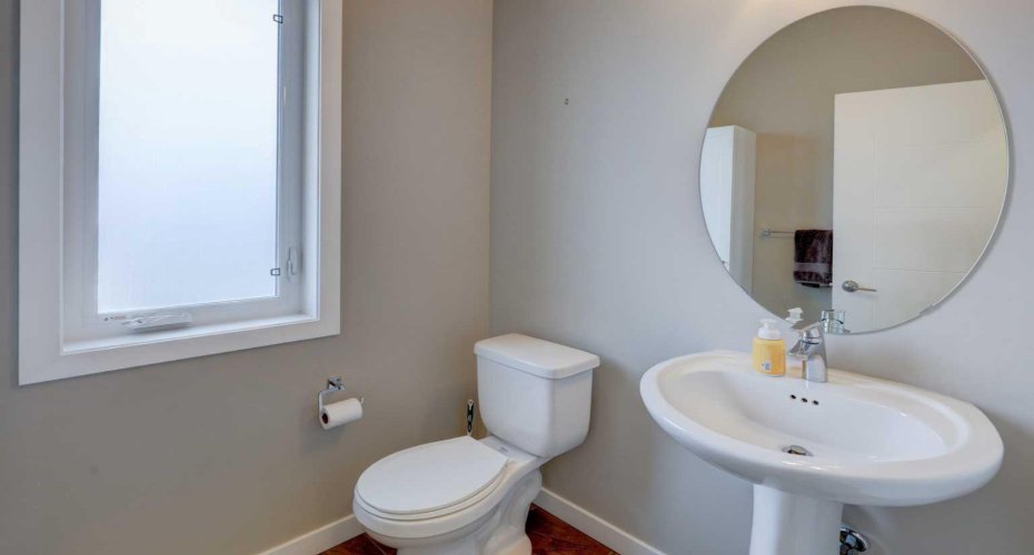 501 River Heights Drive, Cochrane, Alberta T4C 2L3, 2 Bedrooms Bedrooms, ,3 BathroomsBathrooms,Residential,For Sale,River Heights,A2300813