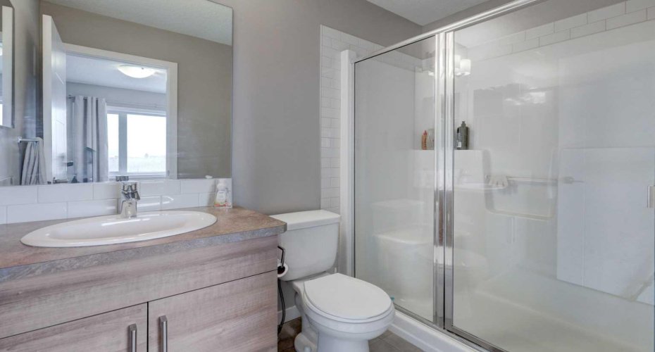 501 River Heights Drive, Cochrane, Alberta T4C 2L3, 2 Bedrooms Bedrooms, ,3 BathroomsBathrooms,Residential,For Sale,River Heights,A2300813