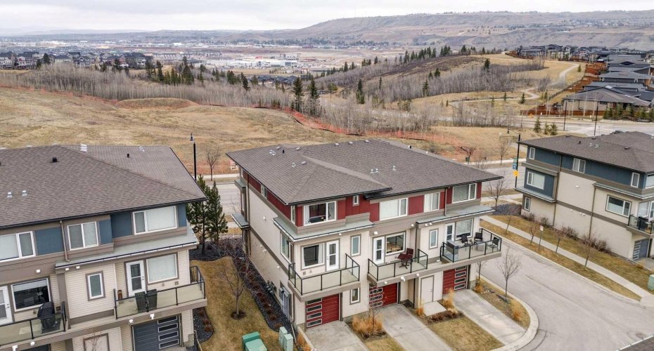 501 River Heights Drive, Cochrane, Alberta T4C 2L3, 2 Bedrooms Bedrooms, ,3 BathroomsBathrooms,Residential,For Sale,River Heights,A2300813