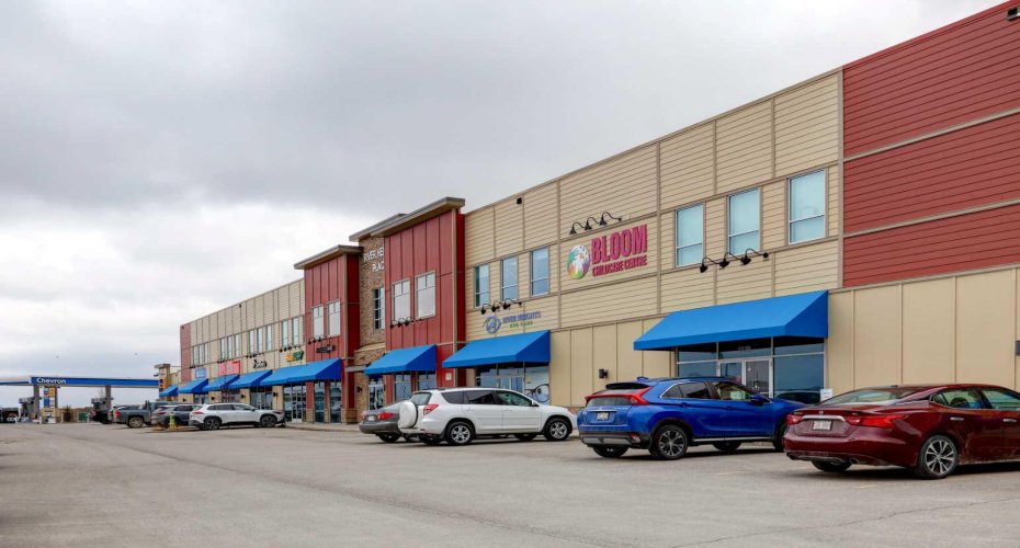 501 River Heights Drive, Cochrane, Alberta T4C 2L3, 2 Bedrooms Bedrooms, ,3 BathroomsBathrooms,Residential,For Sale,River Heights,A2300813