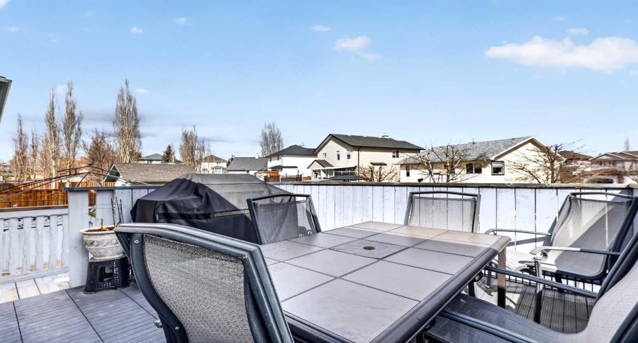 76 Crystalridge Crescent, Okotoks, Alberta T1S 1V2, 4 Bedrooms Bedrooms, ,2 BathroomsBathrooms,Residential,For Sale,Crystalridge,A2301447