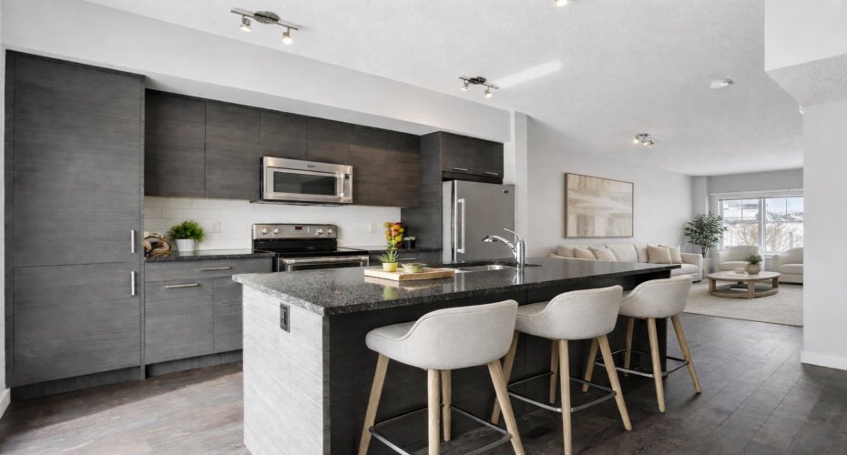 Virutally staged kitchen