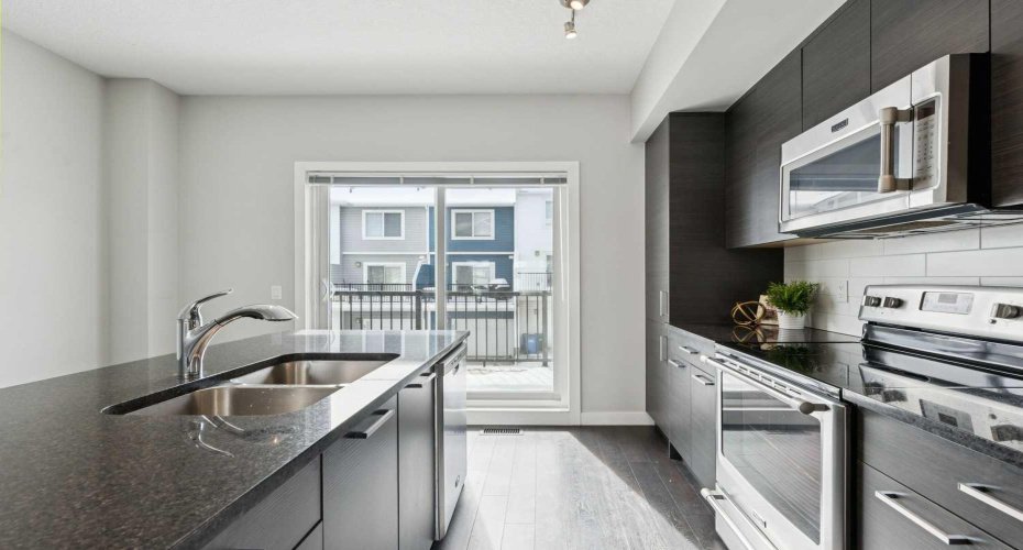 2506 Jumping Pound Common, Cochrane, Alberta T4C 2L1, 3 Bedrooms Bedrooms, ,3 BathroomsBathrooms,Residential,For Sale,Jumping Pound,A2297101