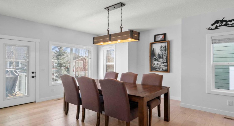 99 Ridge View Close, Cochrane, Alberta T4C 0P8, 4 Bedrooms Bedrooms, ,4 BathroomsBathrooms,Residential,For Sale,Ridge View,A2302374