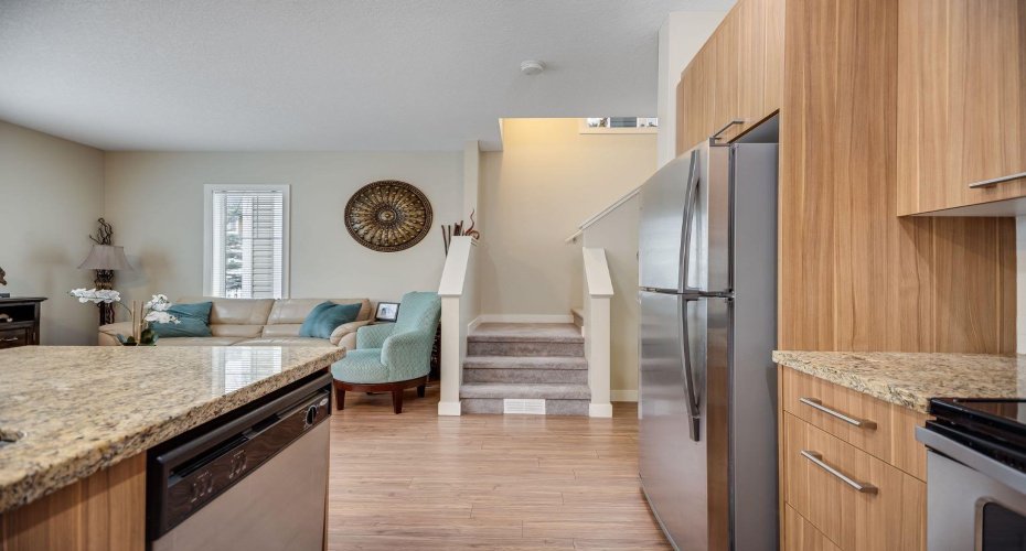 300 Marina Drive, Chestermere, Alberta T1X 0P6, 3 Bedrooms Bedrooms, ,3 BathroomsBathrooms,Residential,For Sale,Marina,A2301935