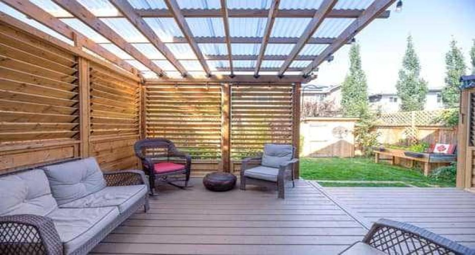 204 Paint Horse Drive, Cochrane, Alberta T4C0X1, 3 Bedrooms Bedrooms, ,4 BathroomsBathrooms,Residential,For Sale,Paint Horse,A2302002