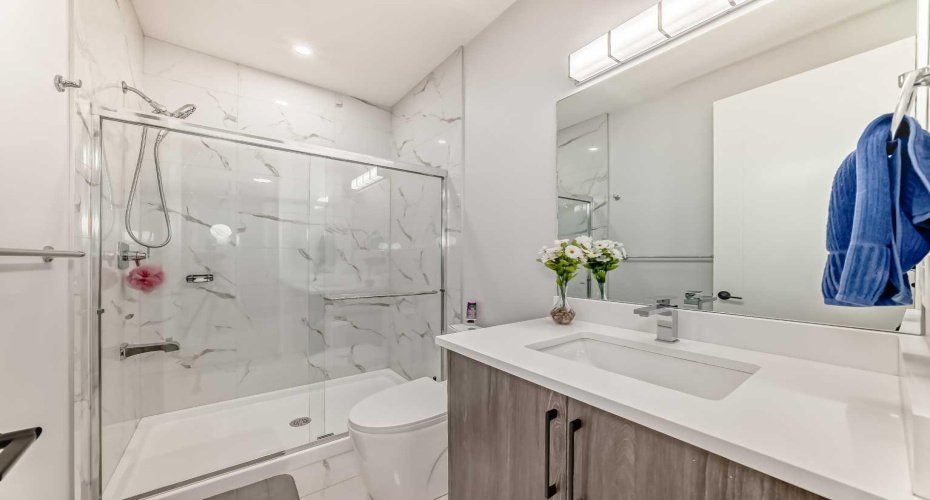 82 Waterford Crescent, Chestermere, Alberta T1X 2V1, 5 Bedrooms Bedrooms, ,3 BathroomsBathrooms,Residential,For Sale,Waterford,A2302004