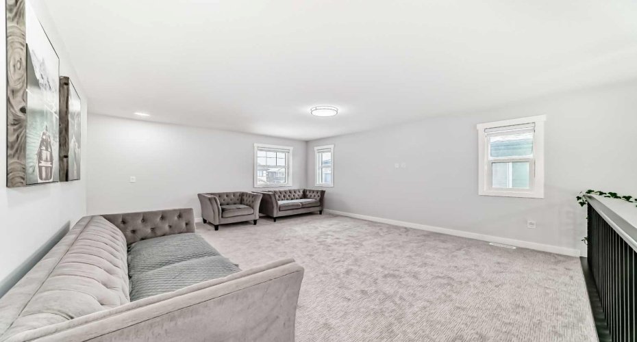 82 Waterford Crescent, Chestermere, Alberta T1X 2V1, 5 Bedrooms Bedrooms, ,3 BathroomsBathrooms,Residential,For Sale,Waterford,A2302004