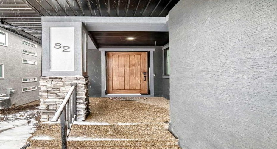 82 Waterford Crescent, Chestermere, Alberta T1X 2V1, 5 Bedrooms Bedrooms, ,3 BathroomsBathrooms,Residential,For Sale,Waterford,A2302004