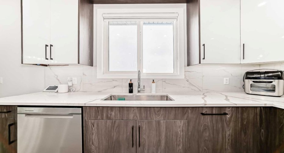 82 Waterford Crescent, Chestermere, Alberta T1X 2V1, 5 Bedrooms Bedrooms, ,3 BathroomsBathrooms,Residential,For Sale,Waterford,A2302004