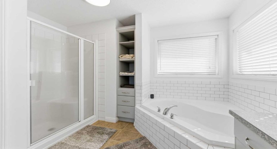 54 Glensummit Close, Cochrane, Alberta T4C 2K1, 3 Bedrooms Bedrooms, ,3 BathroomsBathrooms,Residential,For Sale,Glensummit,A2302203