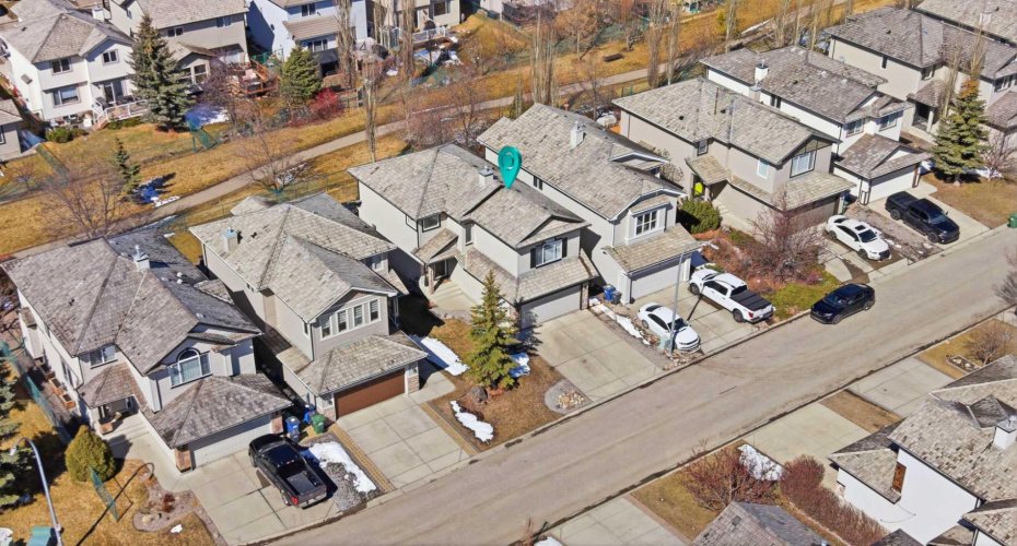 54 Glensummit Close, Cochrane, Alberta T4C 2K1, 3 Bedrooms Bedrooms, ,3 BathroomsBathrooms,Residential,For Sale,Glensummit,A2302203