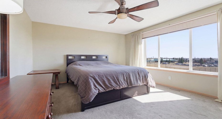 159 Milligan Drive, Okotoks, Alberta T1S 1N2, 5 Bedrooms Bedrooms, ,4 BathroomsBathrooms,Residential,For Sale,Milligan,A2302254