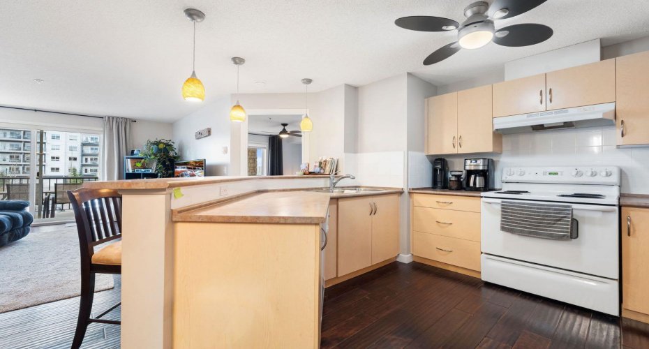 505 Railway Street, Cochrane, Alberta t4c2k9, 2 Bedrooms Bedrooms, ,2 BathroomsBathrooms,Residential,For Sale,Railway,A2284498