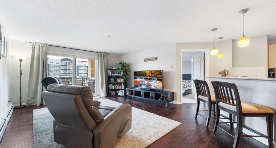 505 Railway Street, Cochrane, Alberta t4c2k9, 2 Bedrooms Bedrooms, ,2 BathroomsBathrooms,Residential,For Sale,Railway,A2284498