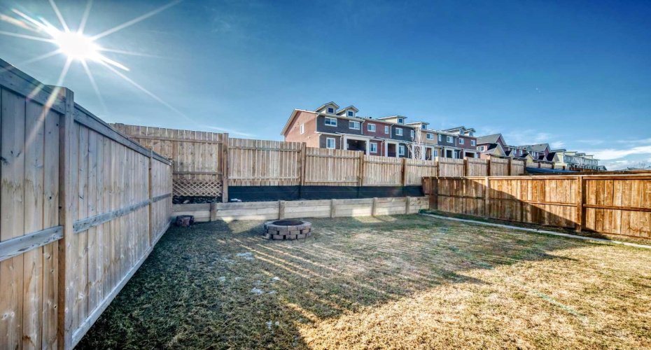 215 Kinniburgh Road, Chestermere, Alberta T1X 0Y7, 4 Bedrooms Bedrooms, ,3 BathroomsBathrooms,Residential,For Sale,Kinniburgh,A2301342