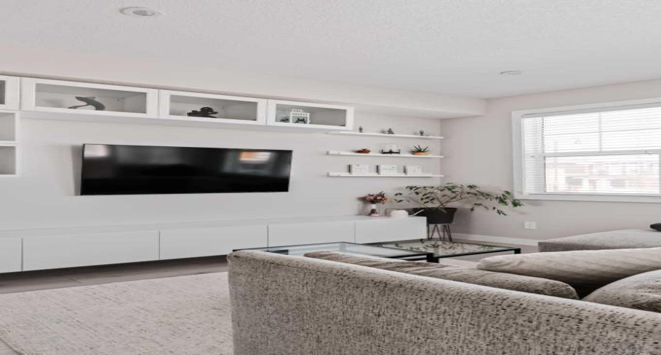 408 West Lakeview Drive, Chestermere, Alberta T1X 2A4, 3 Bedrooms Bedrooms, ,3 BathroomsBathrooms,Residential,For Sale,West Lakeview,A2296354