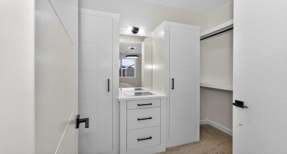 1049 Waterstone Green, Chestermere, Alberta T1X 2Z1, 5 Bedrooms Bedrooms, ,5 BathroomsBathrooms,Residential,For Sale,Waterstone,A2301003