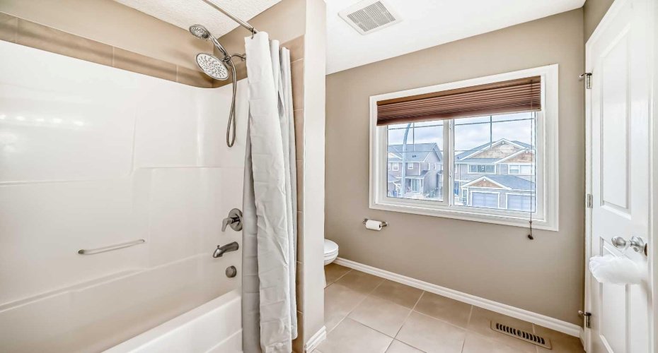 179 River Heights Crescent, Cochrane, Alberta T4C 0S2, 4 Bedrooms Bedrooms, ,4 BathroomsBathrooms,Residential,For Sale,River Heights,A2301289