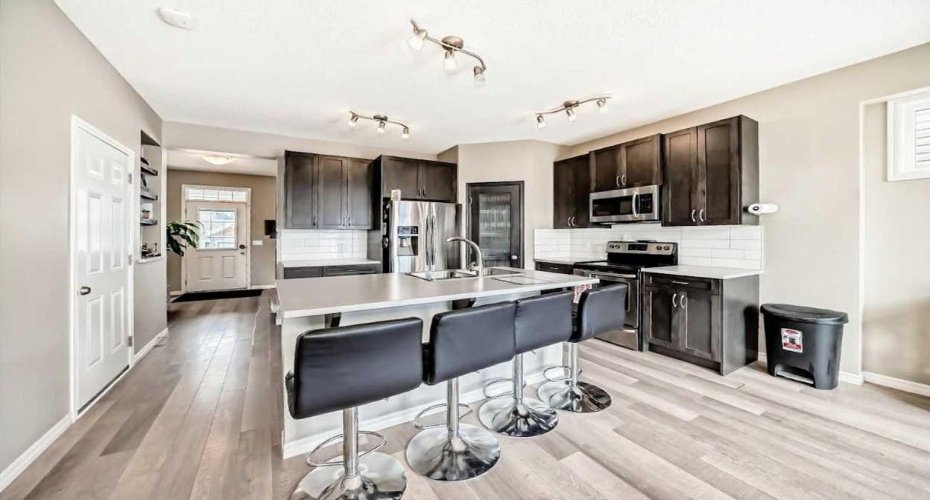 179 River Heights Crescent, Cochrane, Alberta T4C 0S2, 4 Bedrooms Bedrooms, ,4 BathroomsBathrooms,Residential,For Sale,River Heights,A2301289