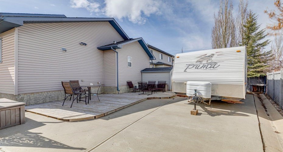 937 Cimarron Park Close, Okotoks, Alberta T1S2E6, 4 Bedrooms Bedrooms, ,3 BathroomsBathrooms,Residential,For Sale,Cimarron Park,A2301302