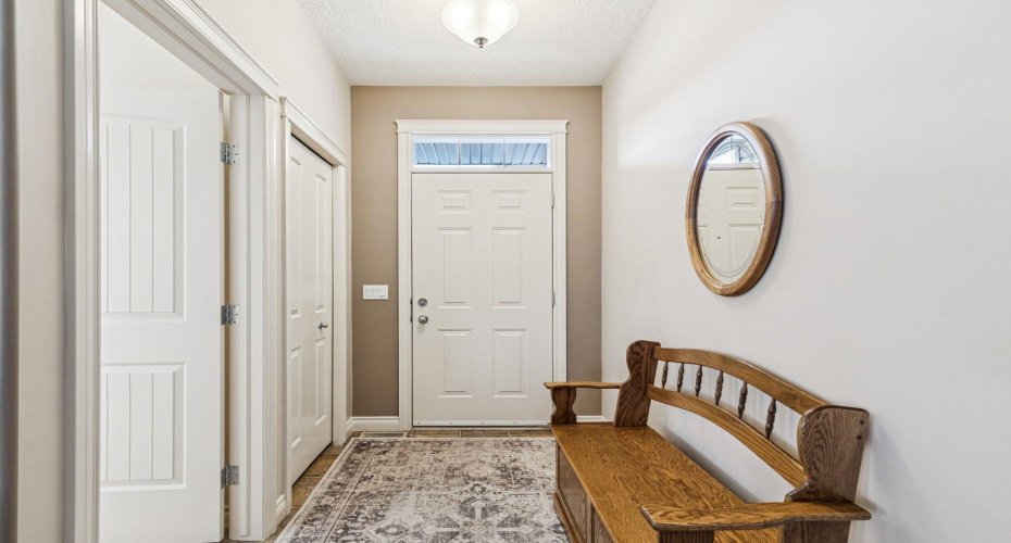 937 Cimarron Park Close, Okotoks, Alberta T1S2E6, 4 Bedrooms Bedrooms, ,3 BathroomsBathrooms,Residential,For Sale,Cimarron Park,A2301302