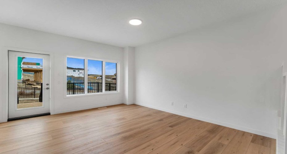 15 Heritage Heath, Cochrane, Alberta T4C3K8, 3 Bedrooms Bedrooms, ,3 BathroomsBathrooms,Residential,For Sale,Heritage,A2301586