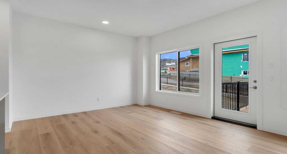 15 Heritage Heath, Cochrane, Alberta T4C3K8, 3 Bedrooms Bedrooms, ,3 BathroomsBathrooms,Residential,For Sale,Heritage,A2301586