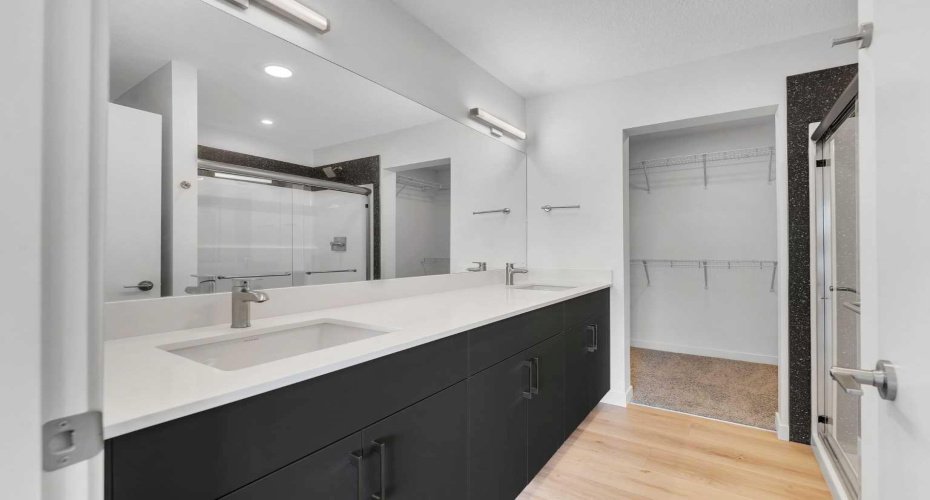 15 Heritage Heath, Cochrane, Alberta T4C3K8, 3 Bedrooms Bedrooms, ,3 BathroomsBathrooms,Residential,For Sale,Heritage,A2301586