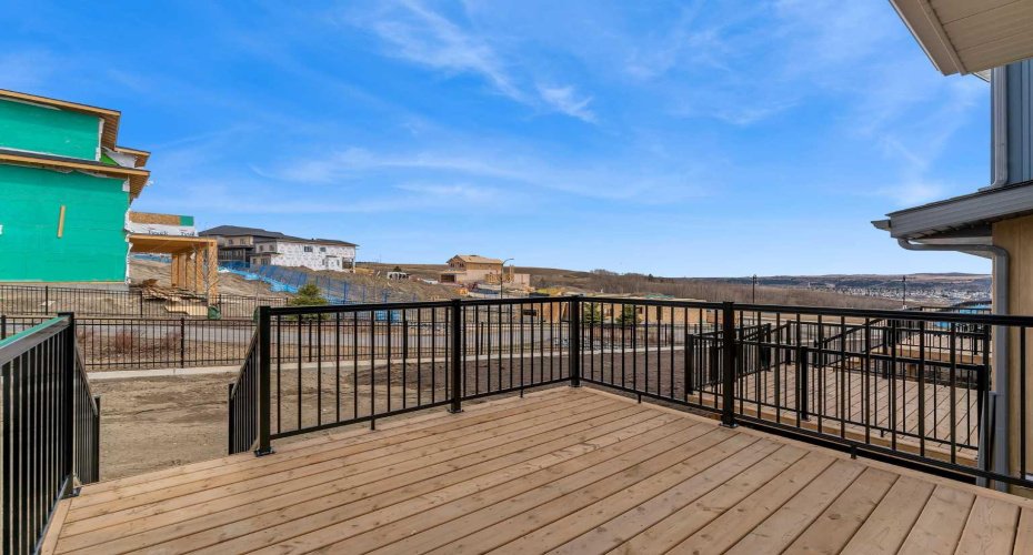 15 Heritage Heath, Cochrane, Alberta T4C3K8, 3 Bedrooms Bedrooms, ,3 BathroomsBathrooms,Residential,For Sale,Heritage,A2301586