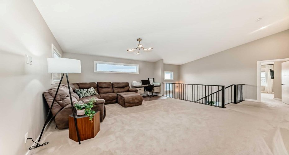 53 Mist Mountain Rise, Okotoks, Alberta T1S5R4, 5 Bedrooms Bedrooms, ,4 BathroomsBathrooms,Residential,For Sale,Mist Mountain,A2302127