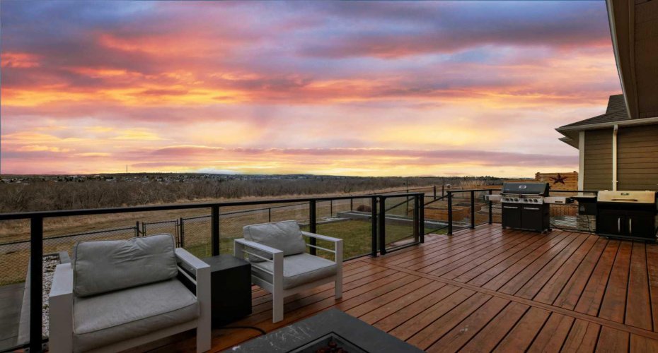 53 Mist Mountain Rise, Okotoks, Alberta T1S5R4, 5 Bedrooms Bedrooms, ,4 BathroomsBathrooms,Residential,For Sale,Mist Mountain,A2302127