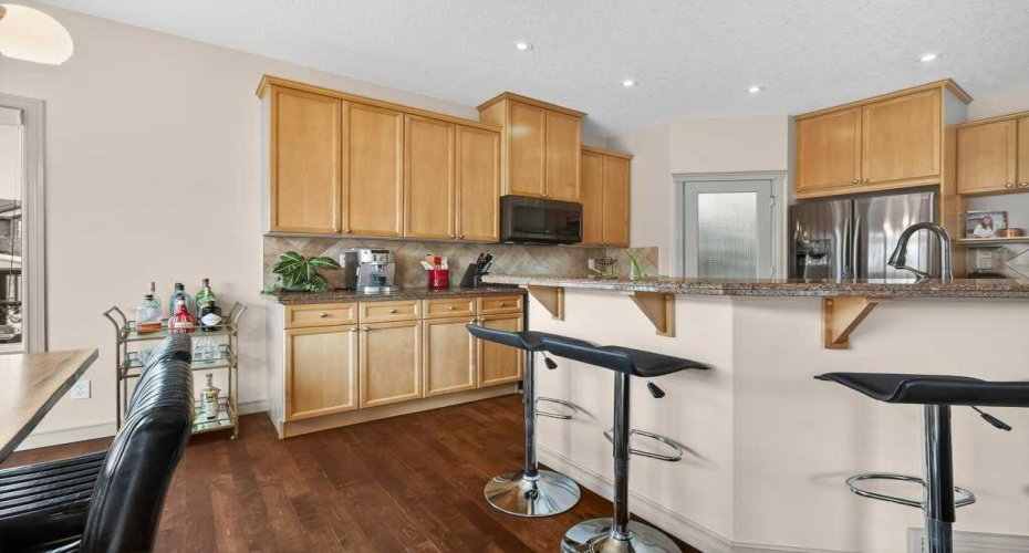 203 Crystal Green Point, Okotoks, Alberta T1S 2K7, 3 Bedrooms Bedrooms, ,3 BathroomsBathrooms,Residential,For Sale,Crystal Green,A2302216