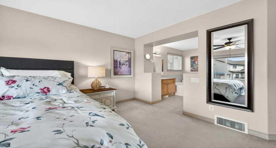 203 Crystal Green Point, Okotoks, Alberta T1S 2K7, 3 Bedrooms Bedrooms, ,3 BathroomsBathrooms,Residential,For Sale,Crystal Green,A2302216