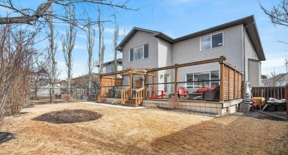 203 Crystal Green Point, Okotoks, Alberta T1S 2K7, 3 Bedrooms Bedrooms, ,3 BathroomsBathrooms,Residential,For Sale,Crystal Green,A2302216