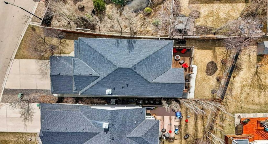 203 Crystal Green Point, Okotoks, Alberta T1S 2K7, 3 Bedrooms Bedrooms, ,3 BathroomsBathrooms,Residential,For Sale,Crystal Green,A2302216