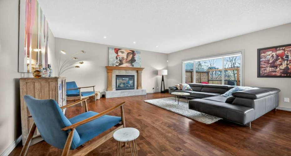 203 Crystal Green Point, Okotoks, Alberta T1S 2K7, 3 Bedrooms Bedrooms, ,3 BathroomsBathrooms,Residential,For Sale,Crystal Green,A2302216