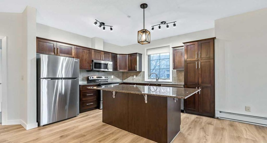 205 Sunset Drive, Cochrane, Alberta T4C 0H6, 2 Bedrooms Bedrooms, ,2 BathroomsBathrooms,Residential,For Sale,Sunset,A2302560