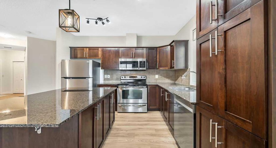 205 Sunset Drive, Cochrane, Alberta T4C 0H6, 2 Bedrooms Bedrooms, ,2 BathroomsBathrooms,Residential,For Sale,Sunset,A2302560