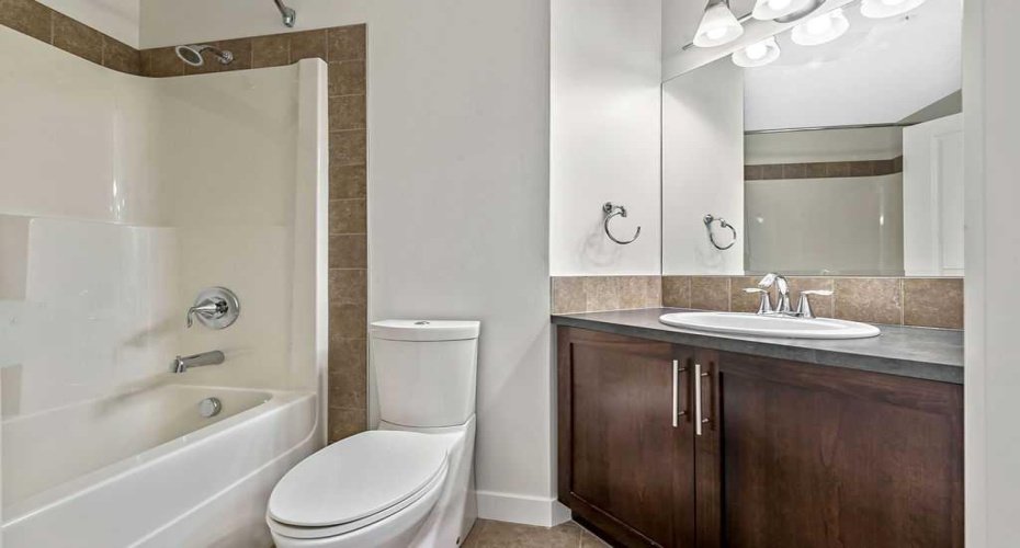 205 Sunset Drive, Cochrane, Alberta T4C 0H6, 2 Bedrooms Bedrooms, ,2 BathroomsBathrooms,Residential,For Sale,Sunset,A2302560