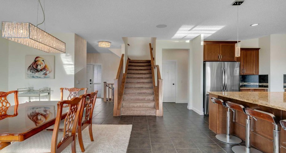 287 Sunset View, Cochrane, Alberta T4C 0N6, 3 Bedrooms Bedrooms, ,4 BathroomsBathrooms,Residential,For Sale,Sunset,A2302826