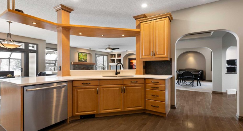 31 Gleneagles Terrace, Cochrane, Alberta T4C 1W4, 4 Bedrooms Bedrooms, ,4 BathroomsBathrooms,Residential,For Sale,Gleneagles,A2303138