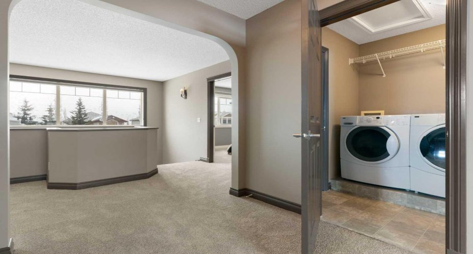 31 Gleneagles Terrace, Cochrane, Alberta T4C 1W4, 4 Bedrooms Bedrooms, ,4 BathroomsBathrooms,Residential,For Sale,Gleneagles,A2303138