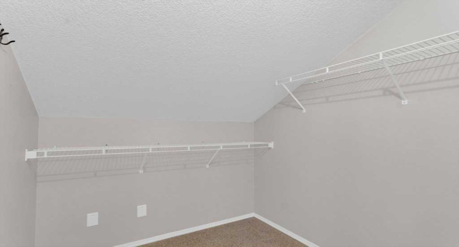 Upper loft walk in closet