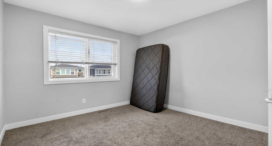 124 Chelsea Glen, Chestermere, Alberta T1X 2P4, 5 Bedrooms Bedrooms, ,4 BathroomsBathrooms,Residential,For Sale,Chelsea,A2302868