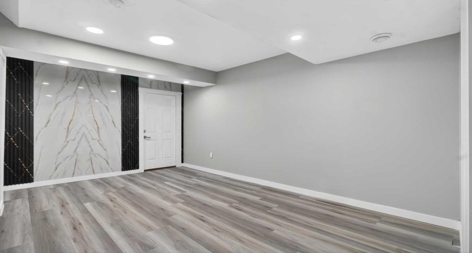 124 Chelsea Glen, Chestermere, Alberta T1X 2P4, 5 Bedrooms Bedrooms, ,4 BathroomsBathrooms,Residential,For Sale,Chelsea,A2302868