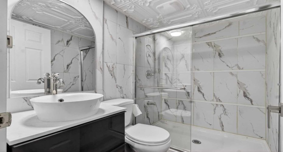 124 Chelsea Glen, Chestermere, Alberta T1X 2P4, 5 Bedrooms Bedrooms, ,4 BathroomsBathrooms,Residential,For Sale,Chelsea,A2302868