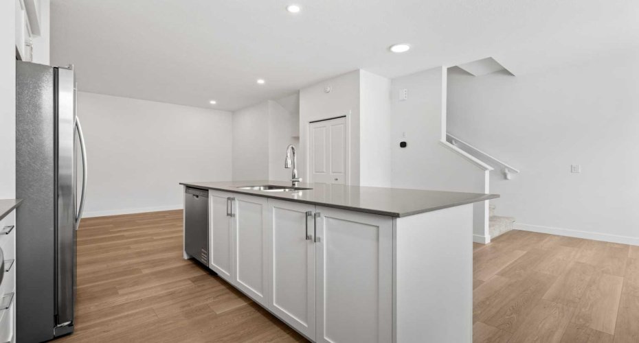 *PHOTOS ARE OF THE SAME MODEL, BUT IN WHITE. ACTUAL FINISHES ARE A DARKER BROWN COLOUR*