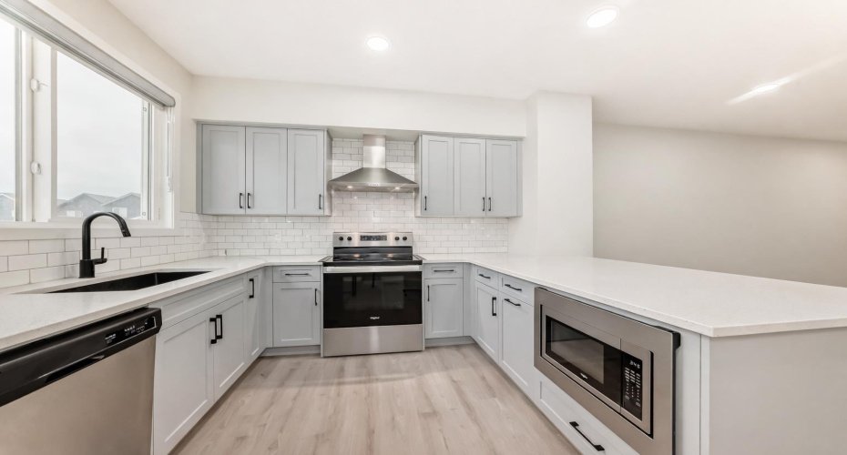 149 Lavender Manor, Calgary, Alberta T3S 0G7, 3 Bedrooms Bedrooms, ,3 BathroomsBathrooms,Residential,For Sale,Lavender,A2303116