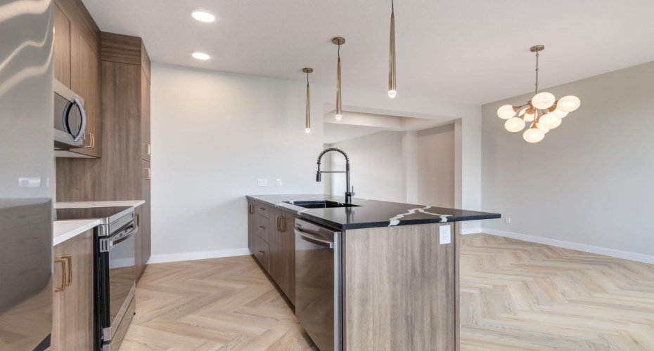 214 Sora Gardens, Calgary, Alberta T3S 0m7, 3 Bedrooms Bedrooms, ,3 BathroomsBathrooms,Residential,For Sale,Sora,A2303190